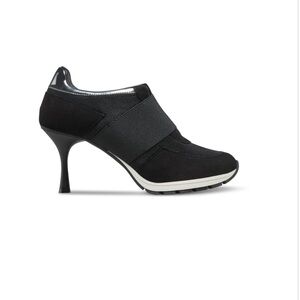 Sneex Heel Gym Shoes